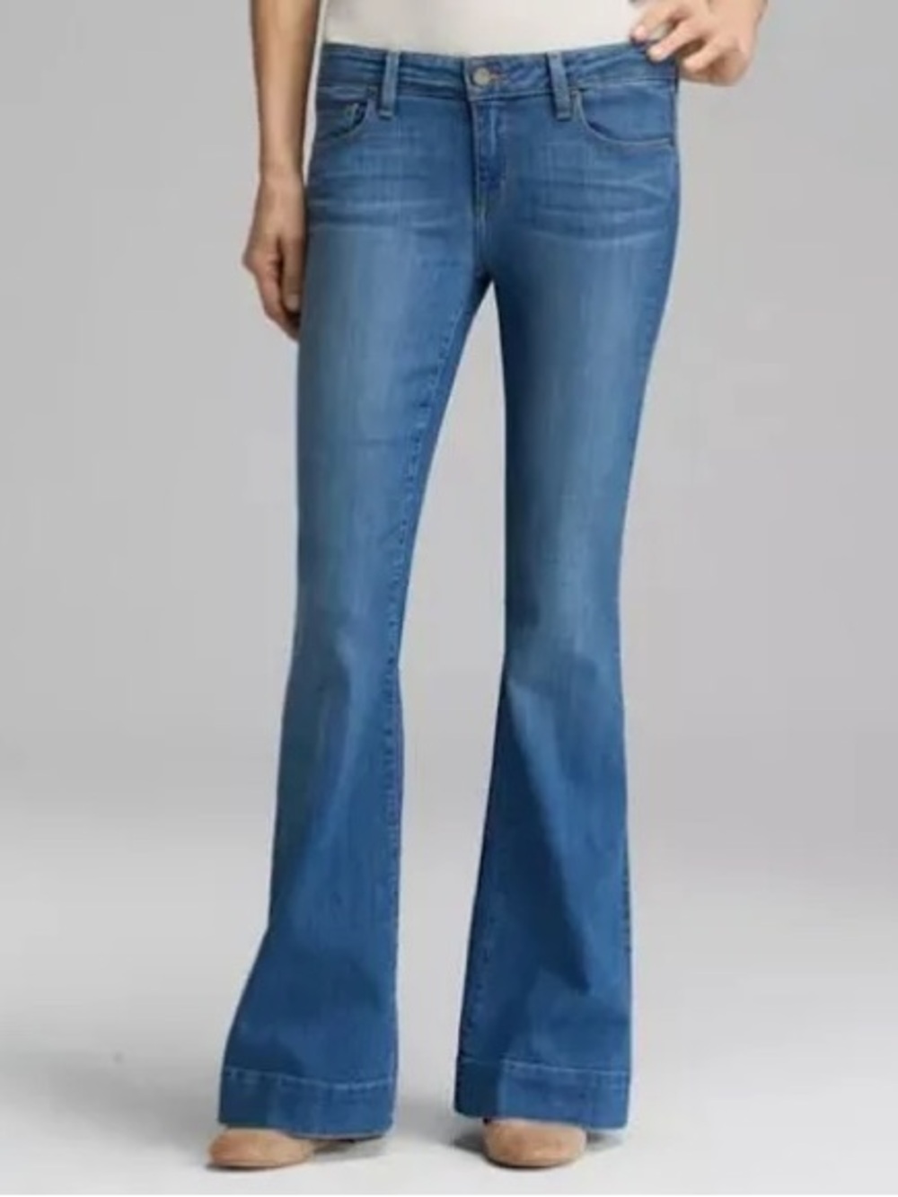 Paige Fiona Flare in Harrison - Y2K Fashion - size 28 - 31” Inseam